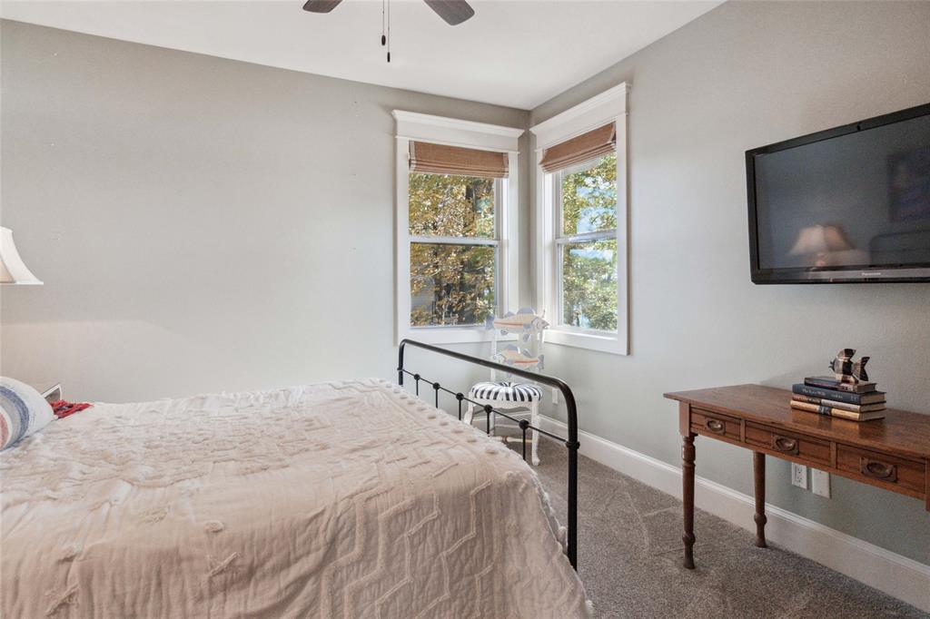 Snug Harbor - Residential