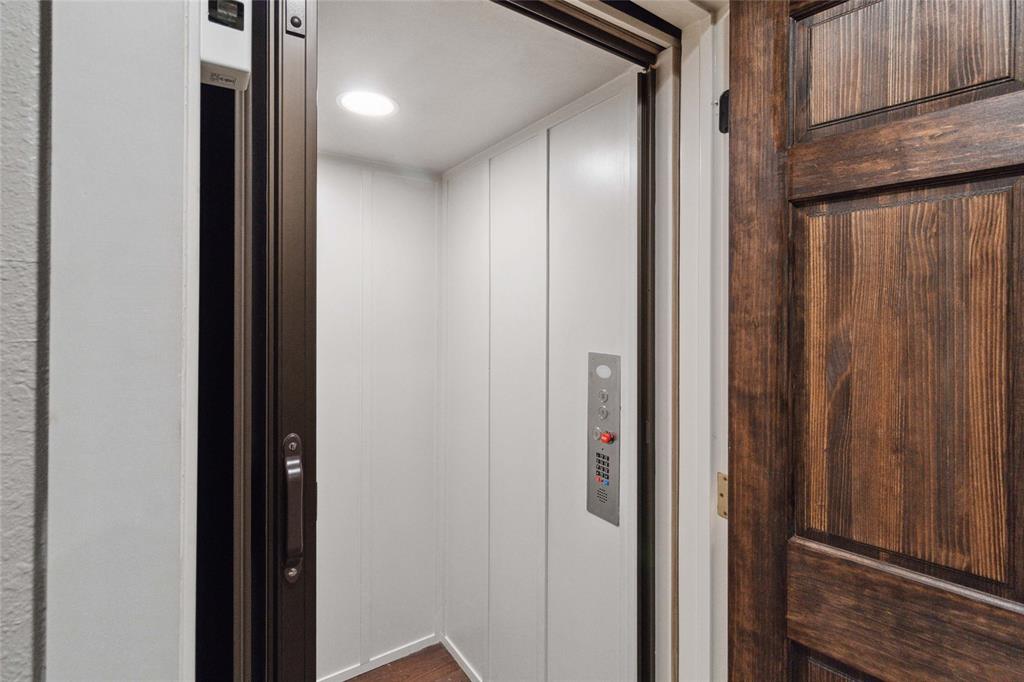 Snug Harbor - Residential