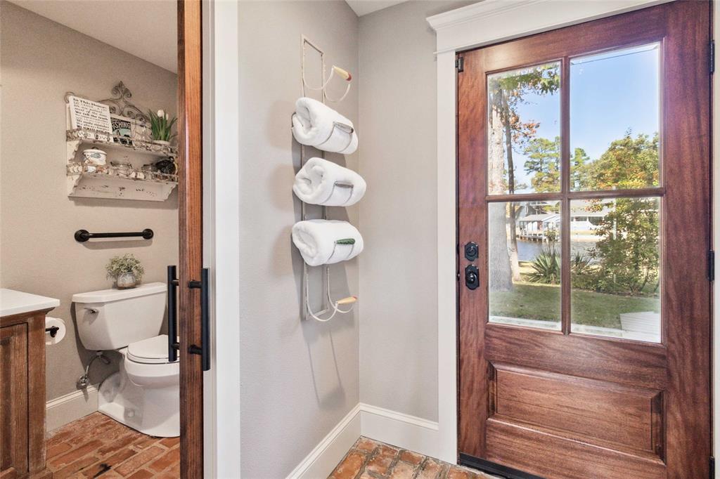 Snug Harbor - Residential