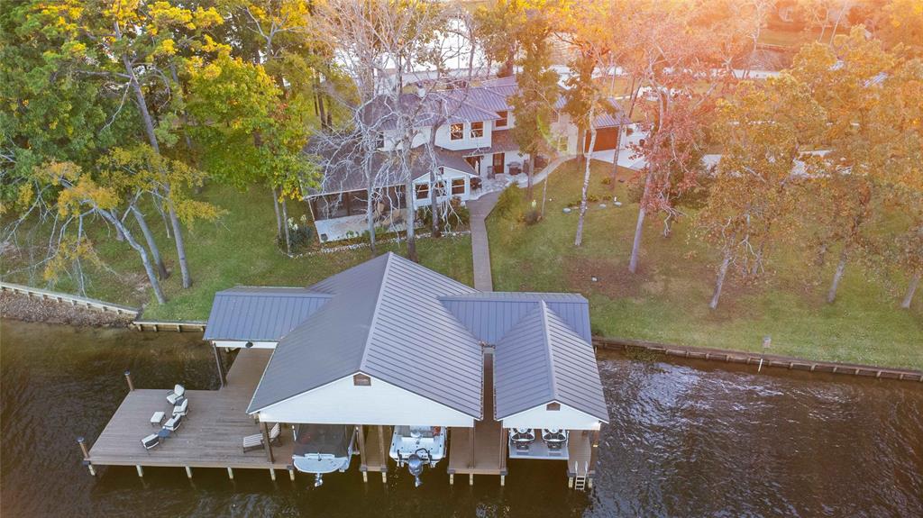 Snug Harbor - Residential