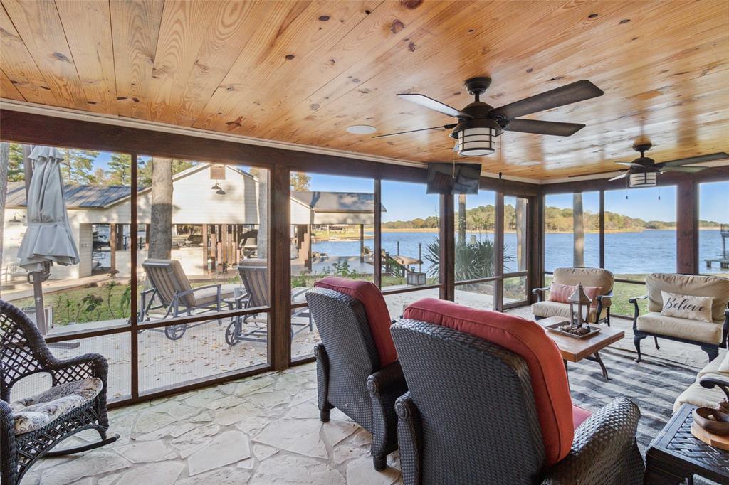 Snug Harbor - Residential