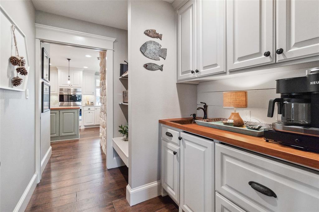 Snug Harbor - Residential