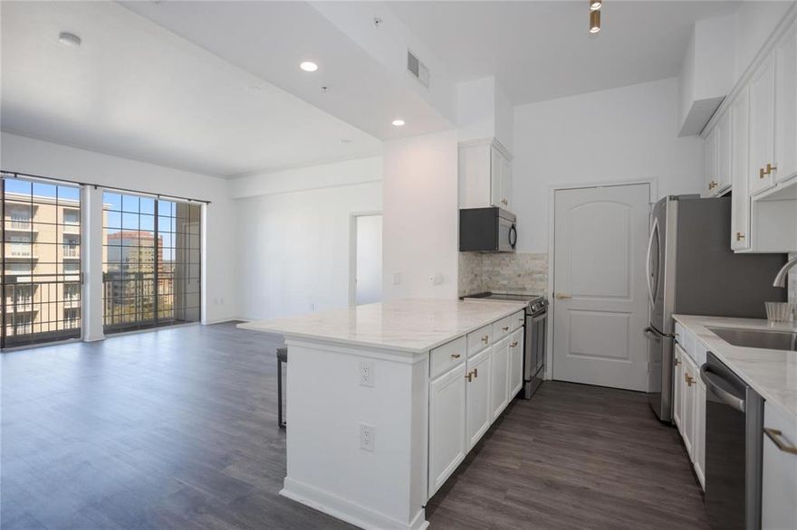 Move in ready! Welcome to this light-filled 2-bedroom, 2-bath condo in the heart of Turtle Creek. This cozy yet surprisingly spacious home features an open layout, great natural lighting, and a private balcony perfect for morning coffee or evening unwinding. Enjoy access to top-notch community amenities, including a sparkling pool, fitness center, and beautifully maintained common areas. Located moments from Katy Trail, Uptown dining, and all the best of Dallas living. This is Turtle Creek living at its finest.