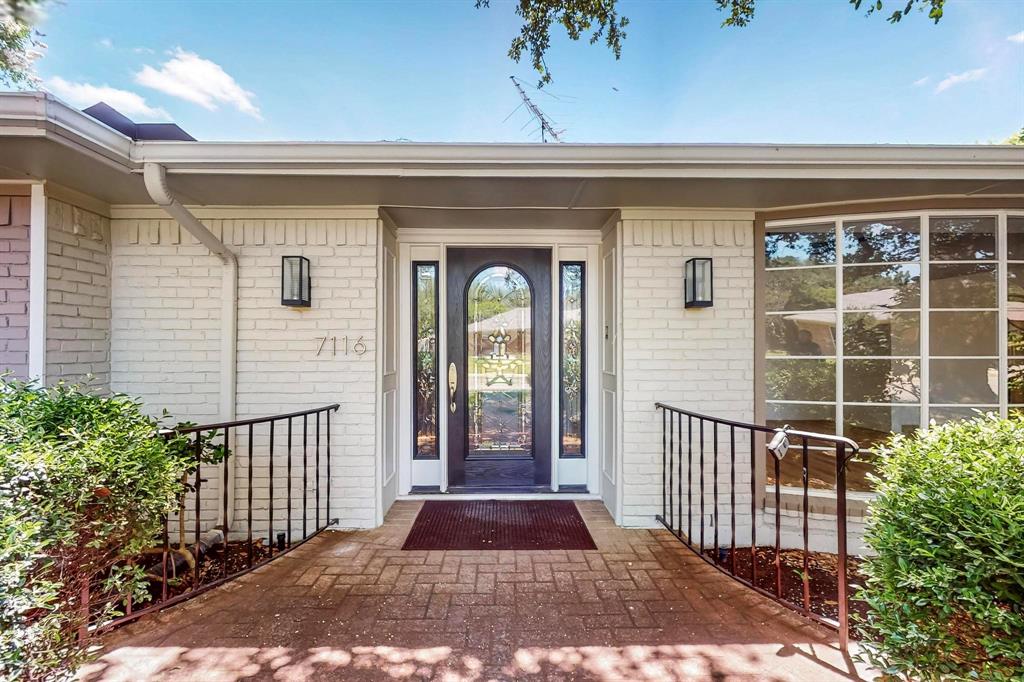 7116 Town Bluff Drive