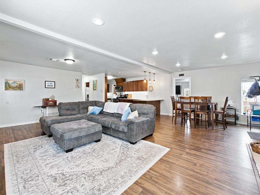 408 Inwood Road
