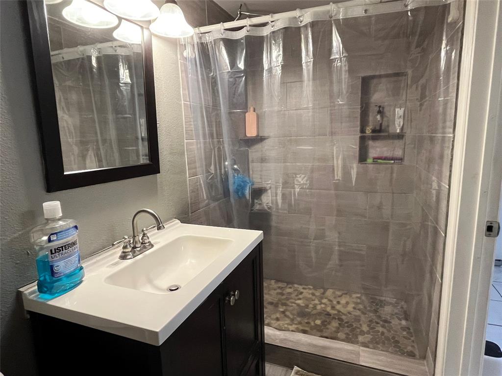 Bruton Terrace 06 - Residential