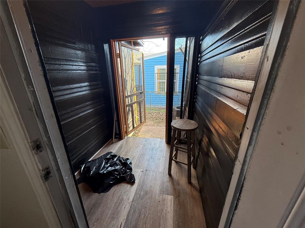 Mays Brook Spring Ave - Residential