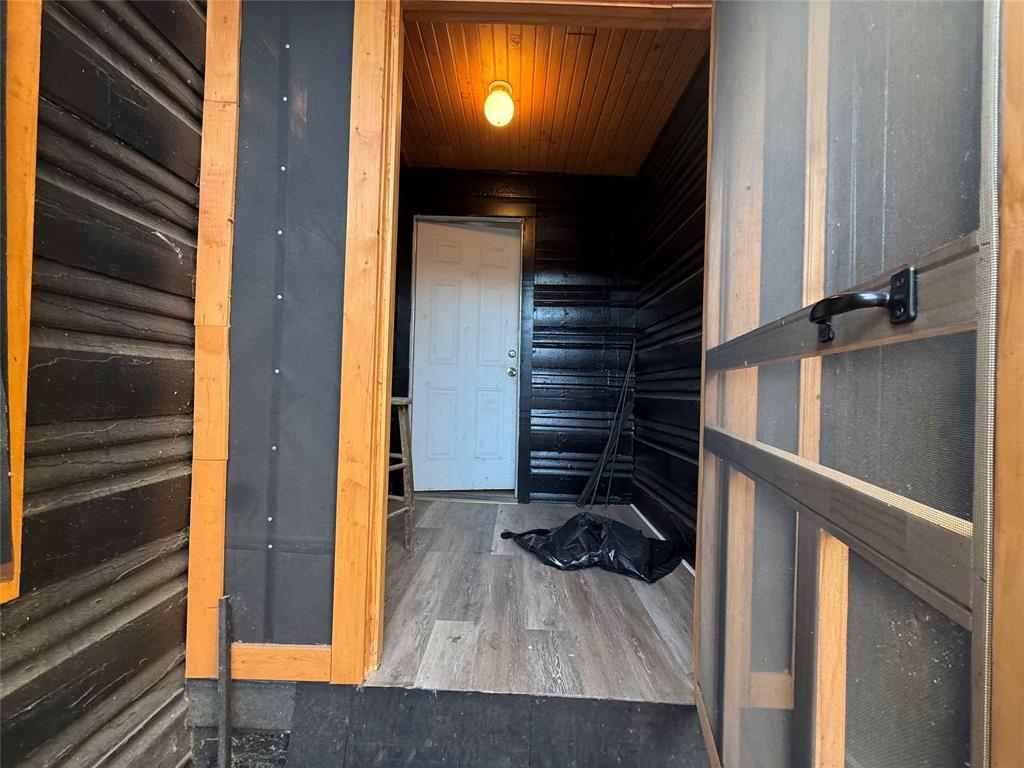 Mays Brook Spring Ave - Residential