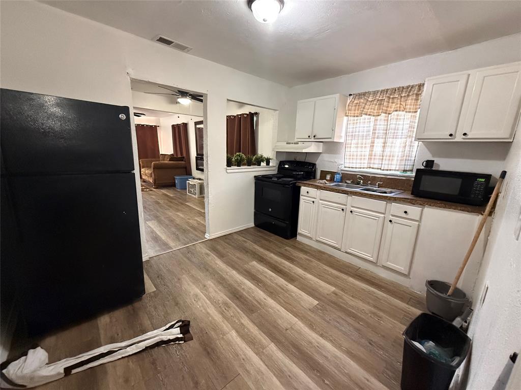 Mays Brook Spring Ave - Residential