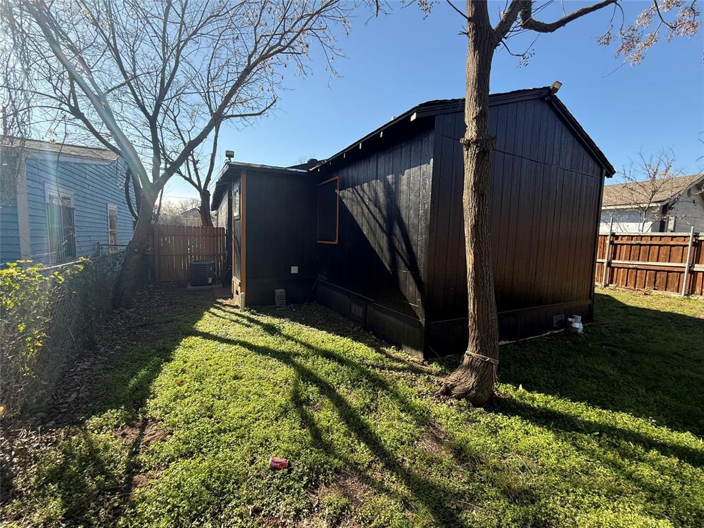 Mays Brook Spring Ave - Residential