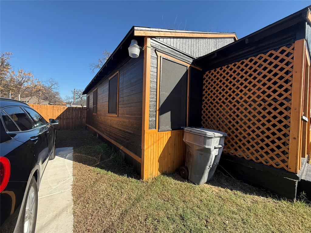 Mays Brook Spring Ave - Residential