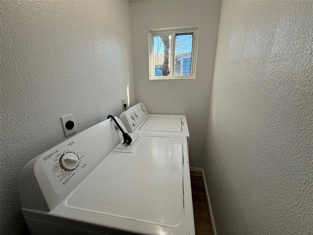 Mays Brook Spring Ave - Residential