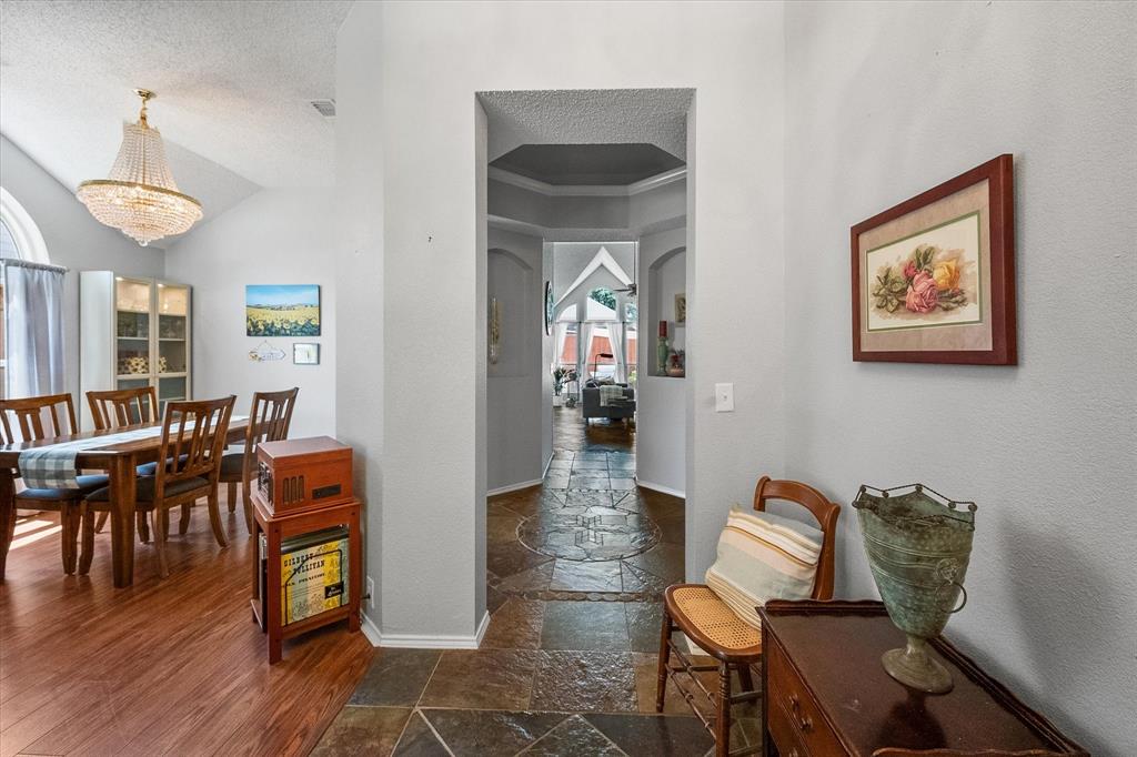 704 Oakridge Drive