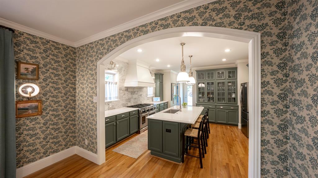 Country Club Estates - Residential