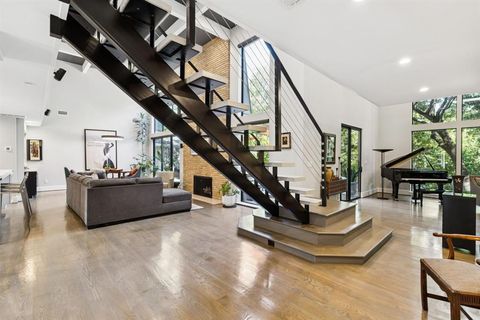 Tiny photo for 2934 Maple Springs Boulevard, Dallas, TX 75235 (MLS # 21186150)