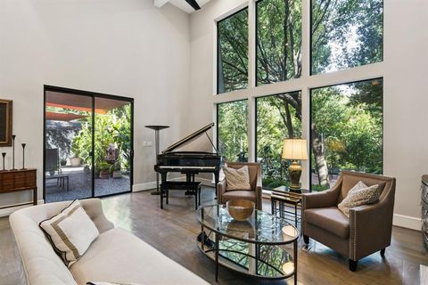 Tiny photo for 2934 Maple Springs Boulevard, Dallas, TX 75235 (MLS # 21186150)