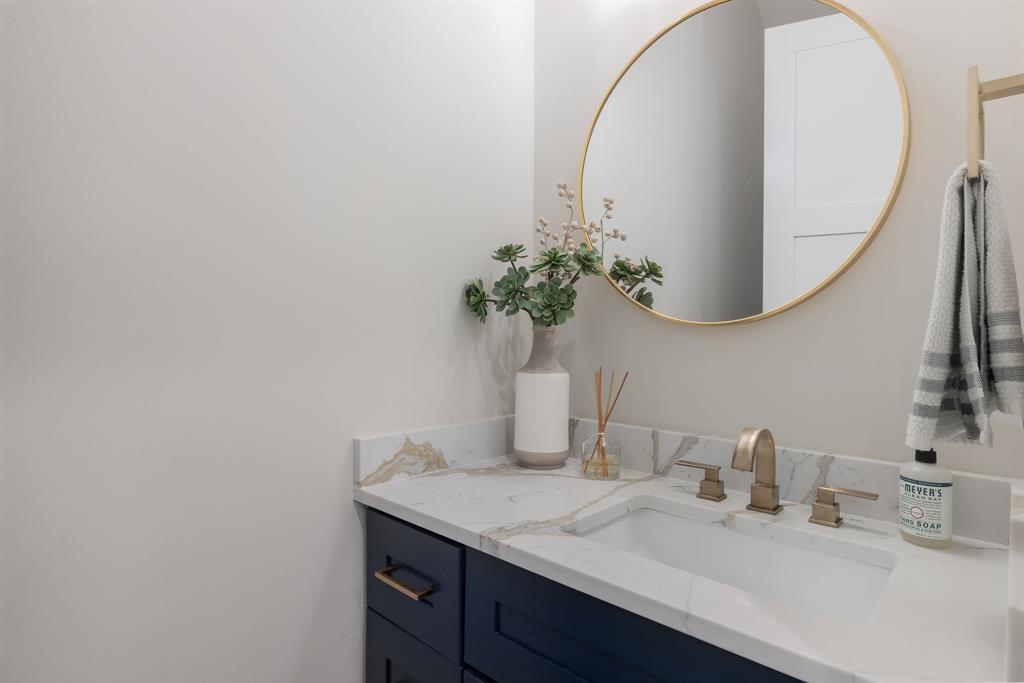 G-1228 TRAMMEL BURK A-G1228, ACRES 41.908 - Residential