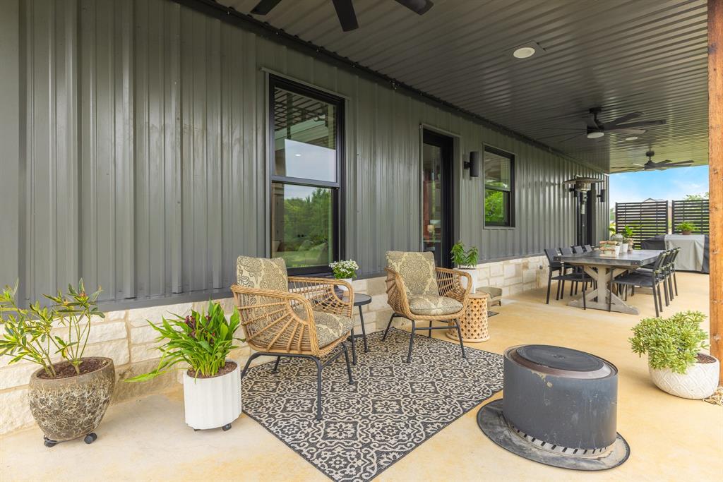 G-1228 TRAMMEL BURK A-G1228, ACRES 41.908 - Residential