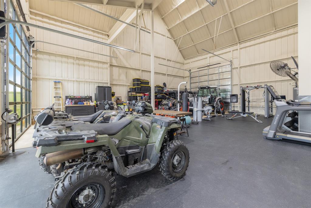 G-1228 TRAMMEL BURK A-G1228, ACRES 41.908 - Residential