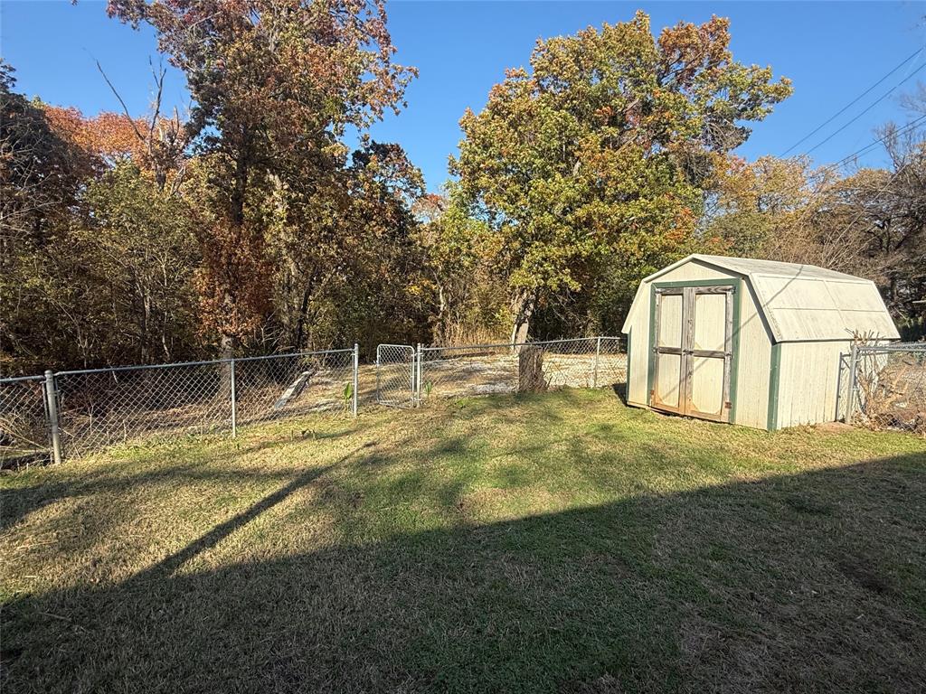 HI-LAND SHORES - Residential