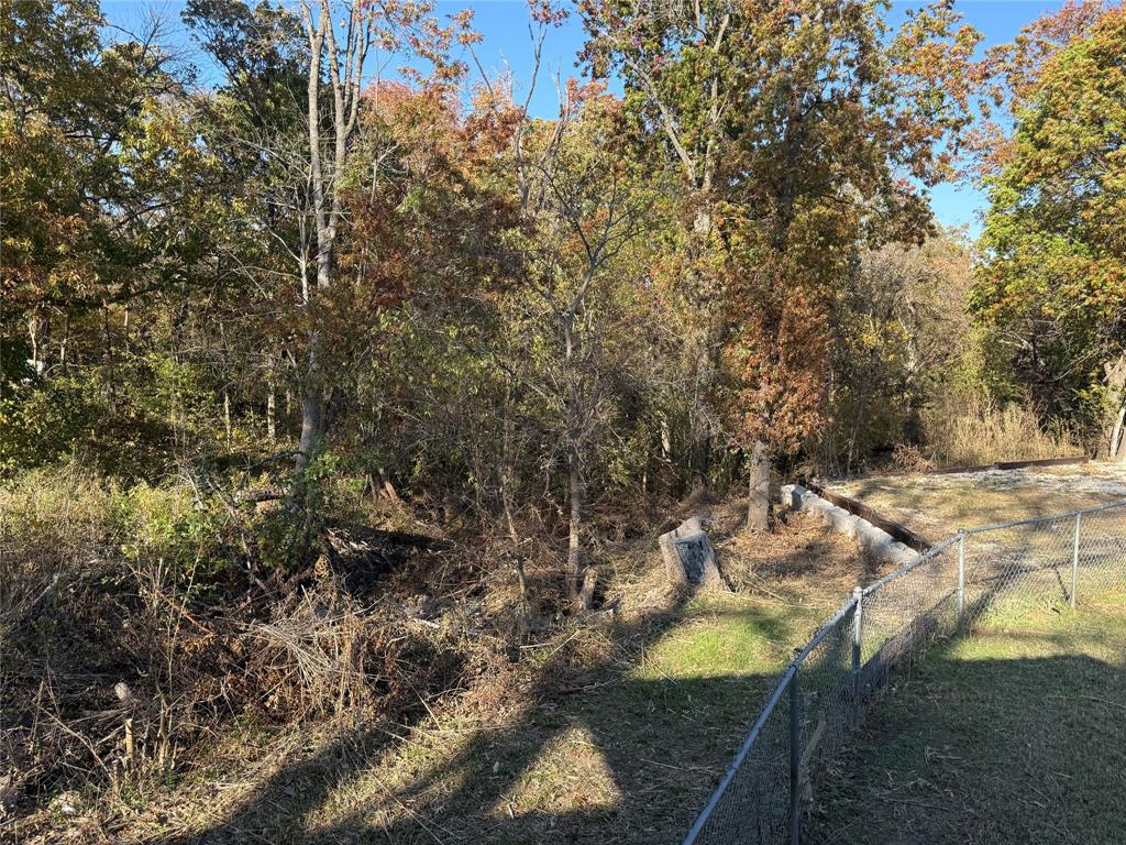 HI-LAND SHORES - Residential