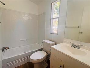 HI-LAND SHORES - Residential