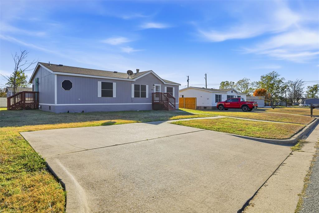 1507 Smooth Stone Drive