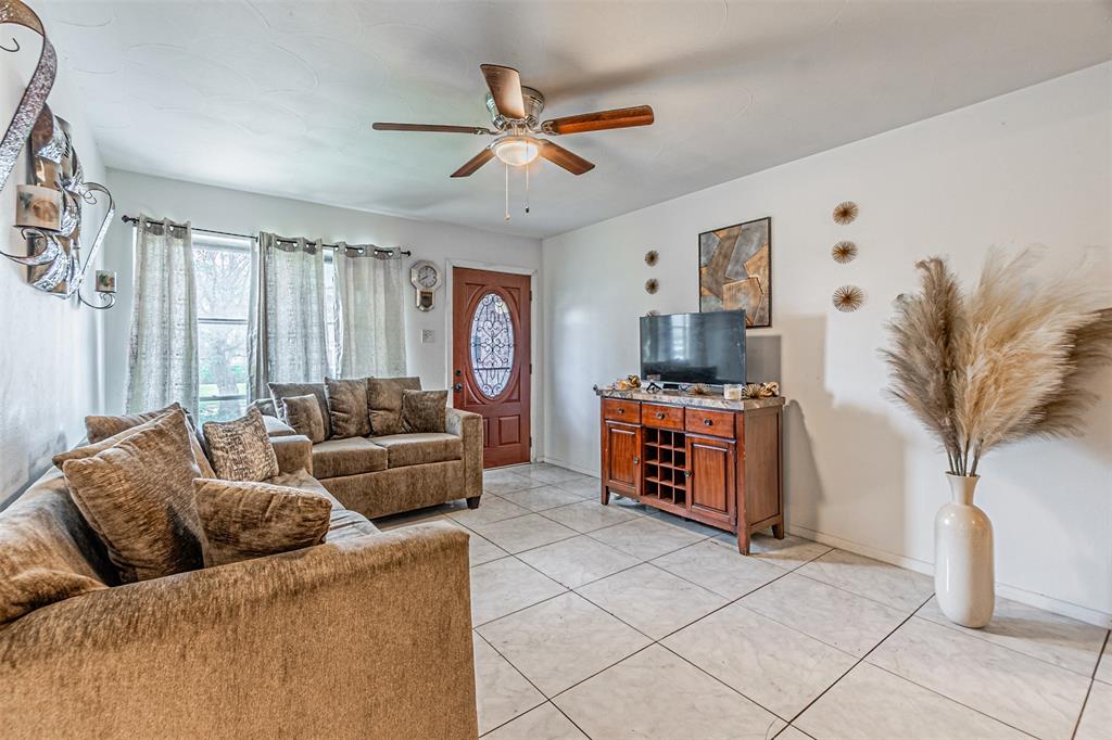 4609 Cornell Drive