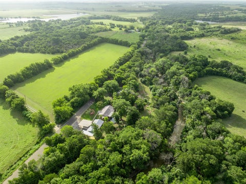 Photo of 1598 Creek Road, Lorena, TX 76655 (MLS # 21299055)