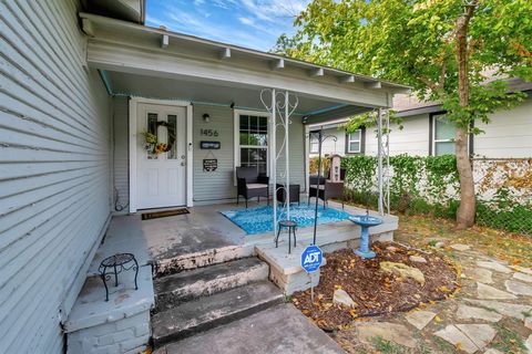 1456 Elmwood Avenue Fort Worth TX 76104
