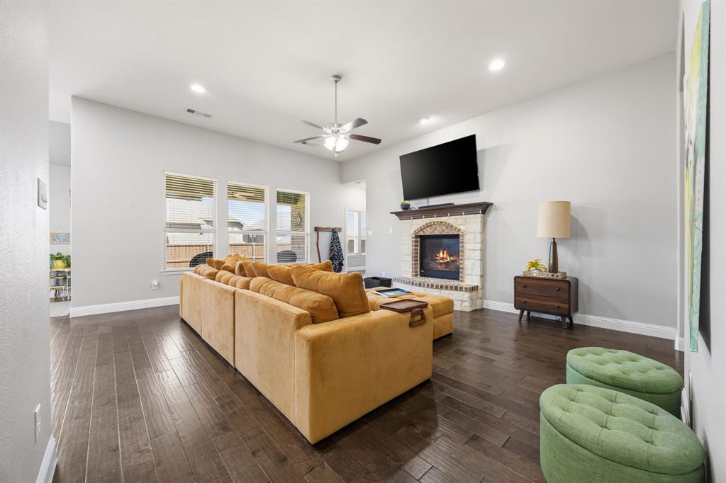 9901 Trinity Drive