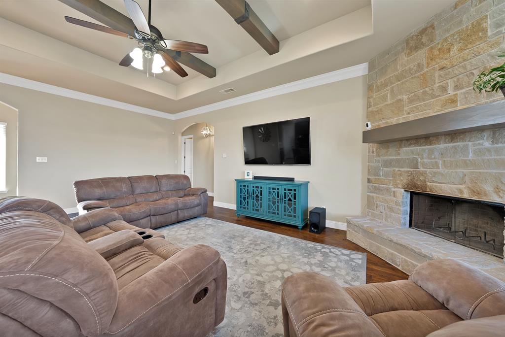 Bella Flora - Residential