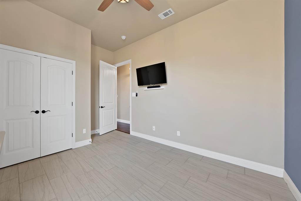 Bella Flora - Residential