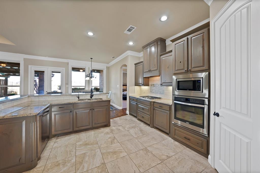 Bella Flora - Residential