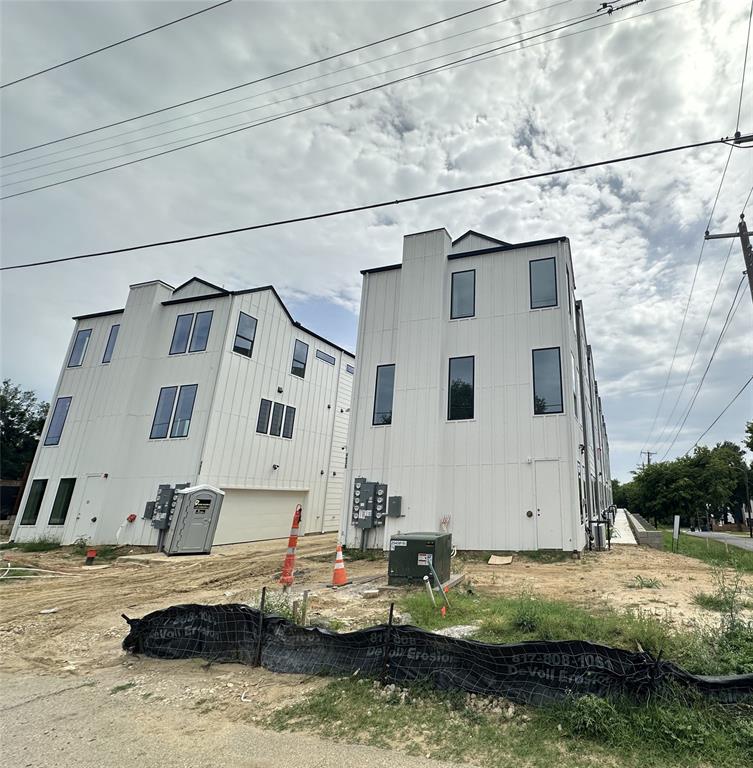 4635 Sylvester Street 101-108