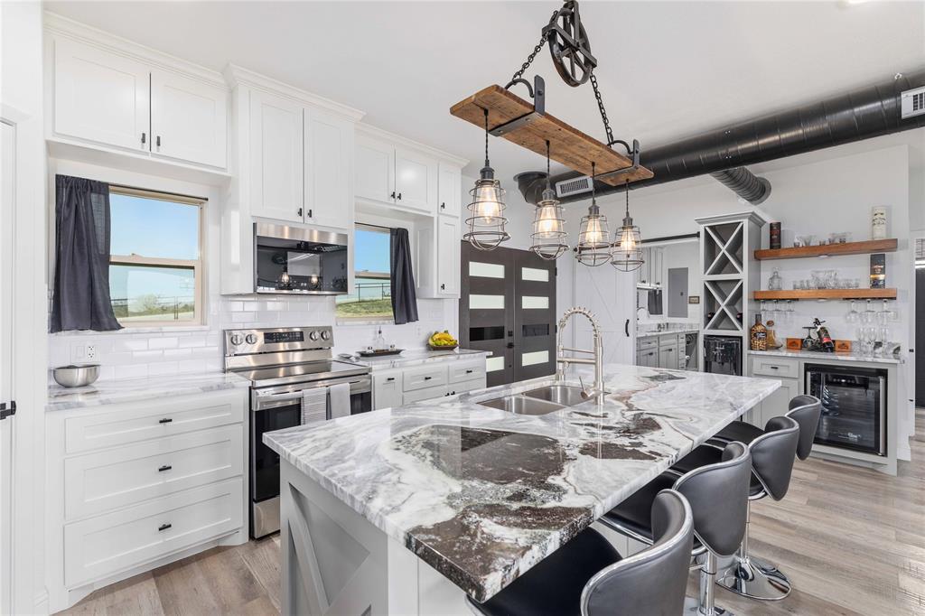 A01307 POWERS, A. L., TRACT 35 PT OF, ACRES 6.51 - Residential