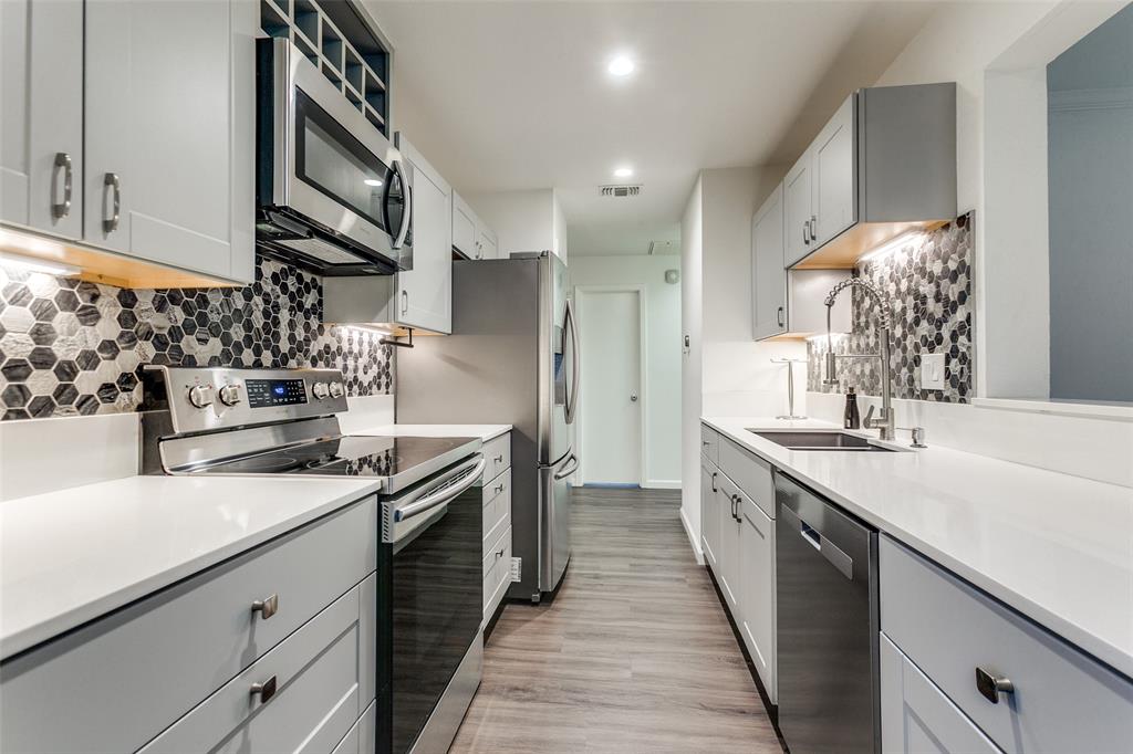 Woods On Park Lane - Residential Lease