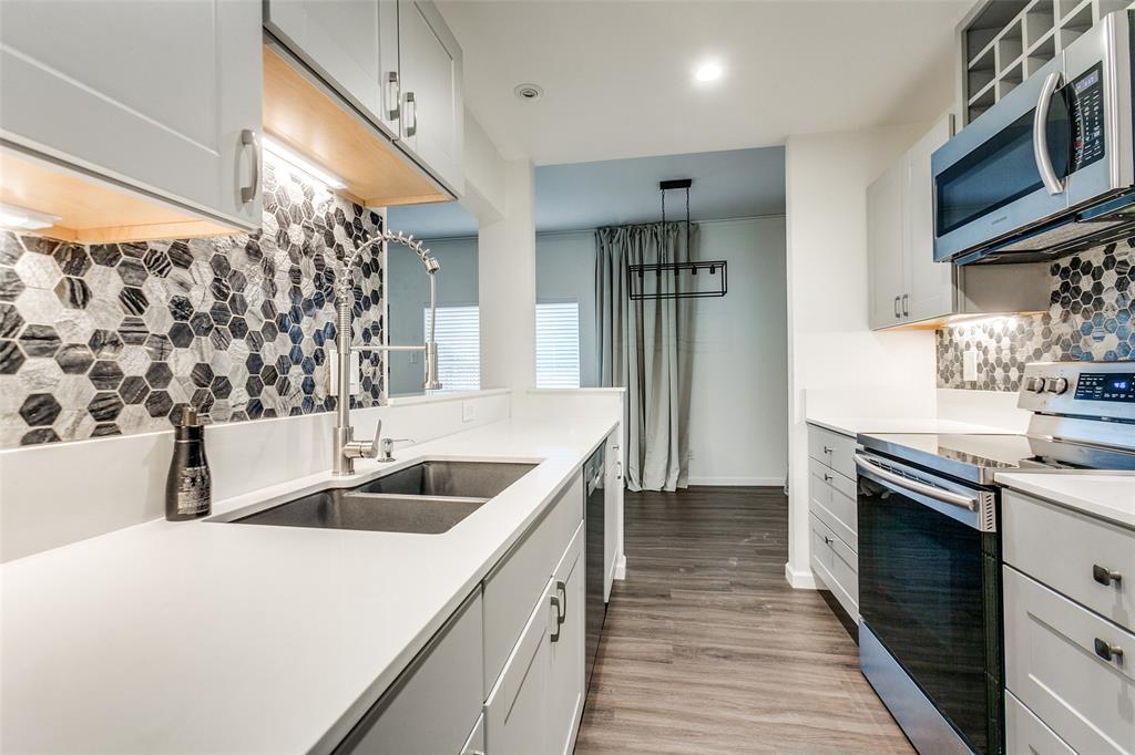 Woods On Park Lane - Residential Lease