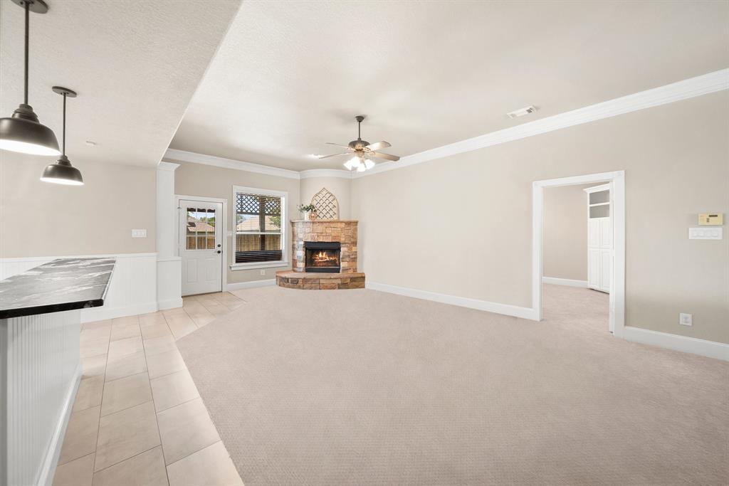 816 Ridgecrest Court