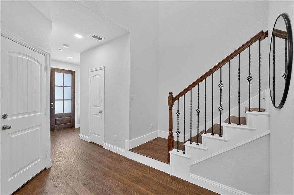2873 Creekway Drive