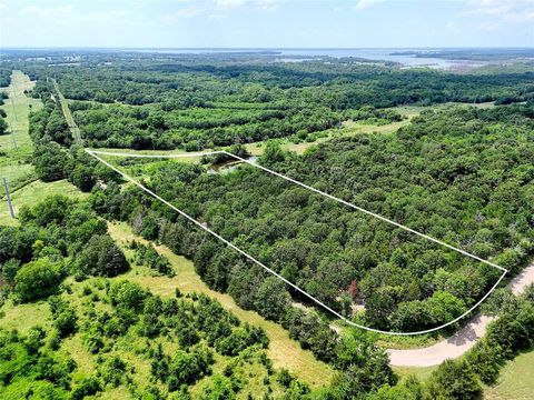 9 CR 2770 Honey Grove TX 75446