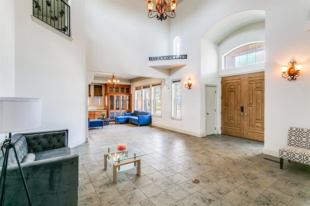 1513 Canyon Oaks Drive