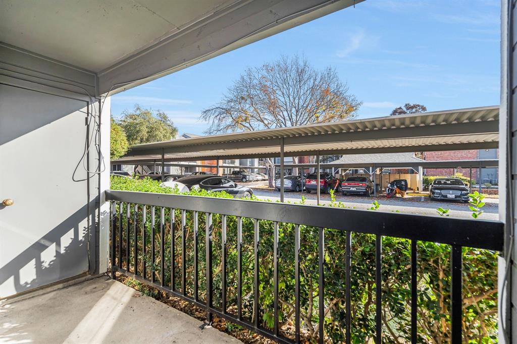 Cimarron Court Condo Ph 1 - Residential