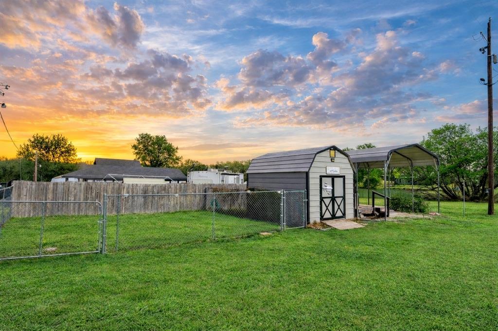 433 Holiday Village Drive