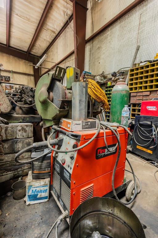 MORRIS, MARY SURVEY - Commercial Sale