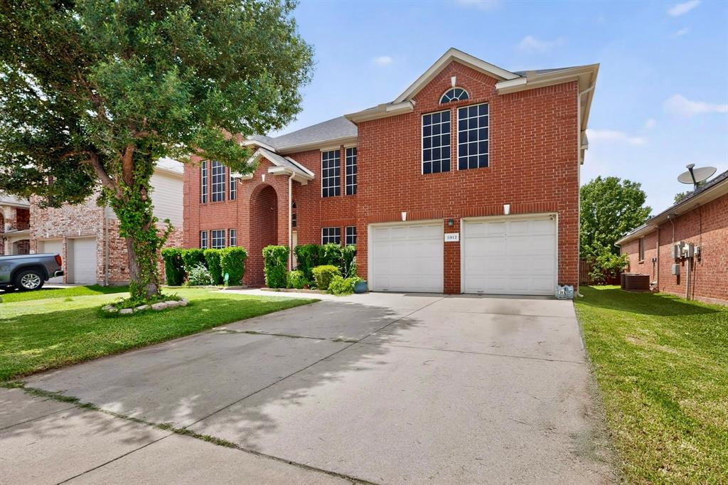Photo of 5912 Saddleridge Court, Grand Prairie, TX 75052 (MLS # 21299869)
