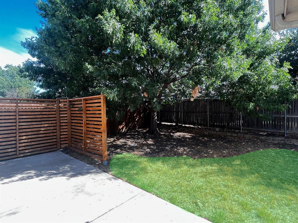 1429 Samantha Creek Drive