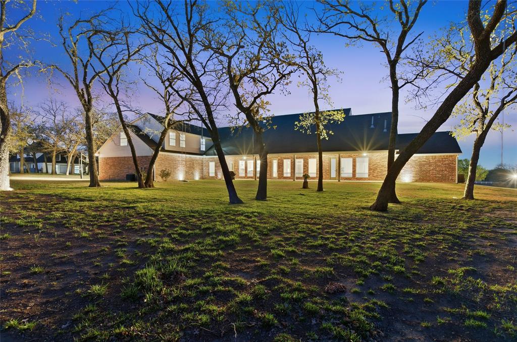 519 E Hickory Ridge Circle