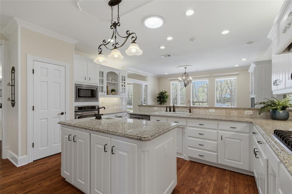 Hickory Hill Estate - Residential