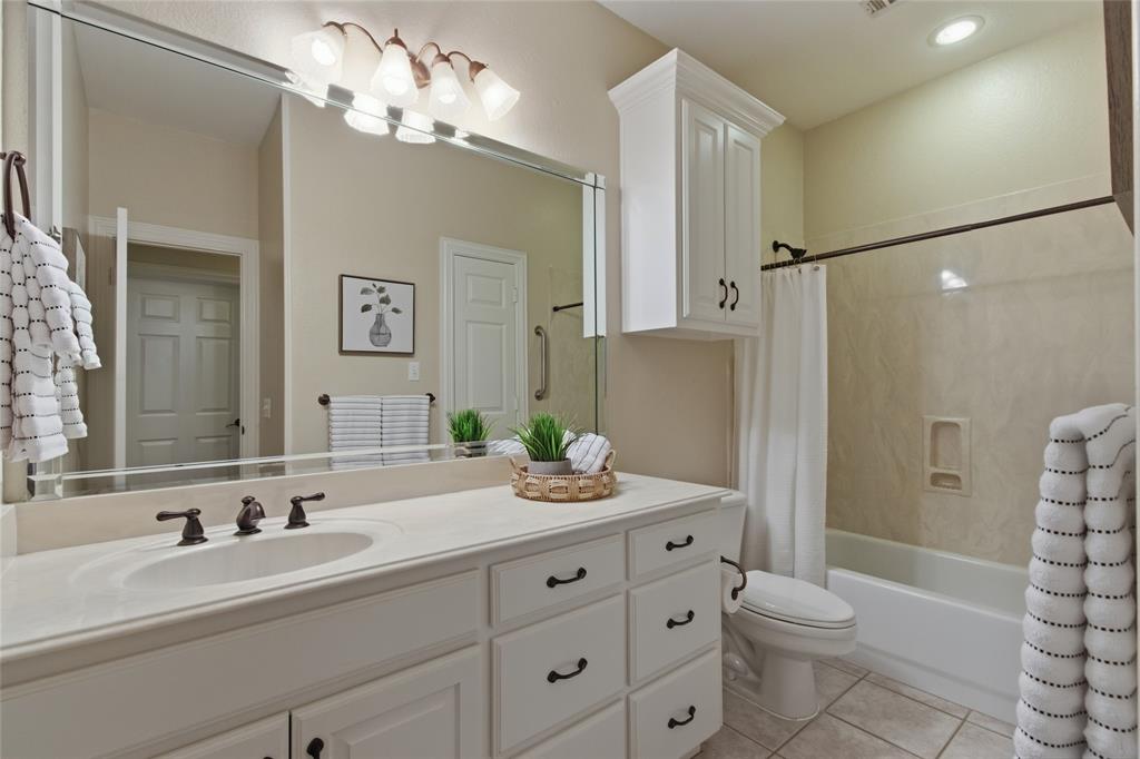 Hickory Hill Estate - Residential